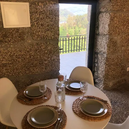 Sobreiro Valley - Casa Isabel База отдыха Виейра-ду-Минью